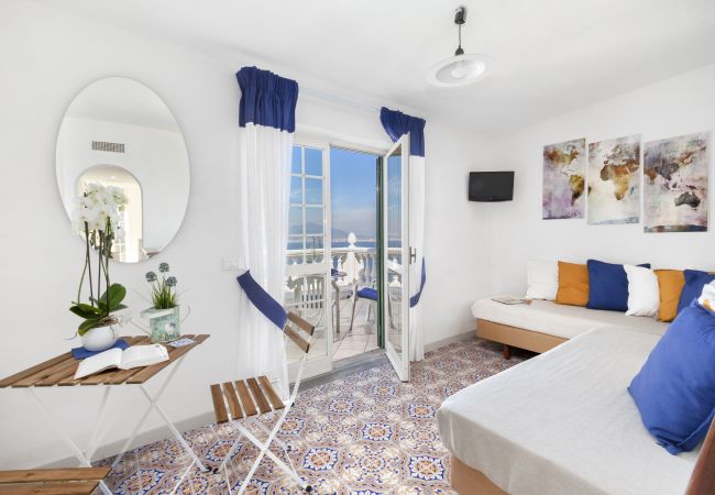 Villa en Sorrento - Villa Luisa  Jacuzzi and Pool Villa en Sorrento - Villa Luisa  Jacuzzi and Pool