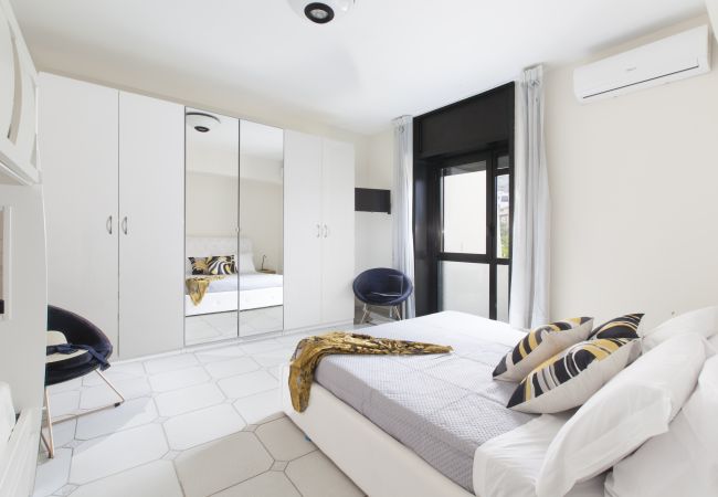 Apartamento en Sorrento - Maison Wally Apartamento en Sorrento - Maison Wally