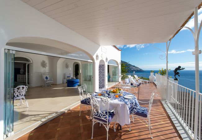 Villa en Positano - Estate4home - Regina Dar Villa en Positano - Estate4home - Regina Dar
