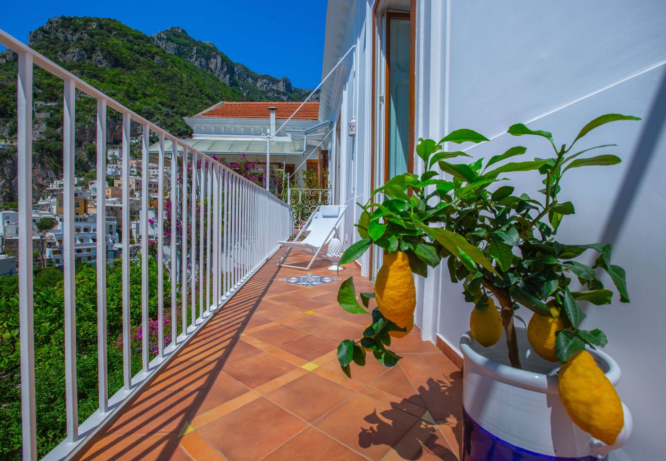 Villa en Positano - Estate4home - Regina Dar