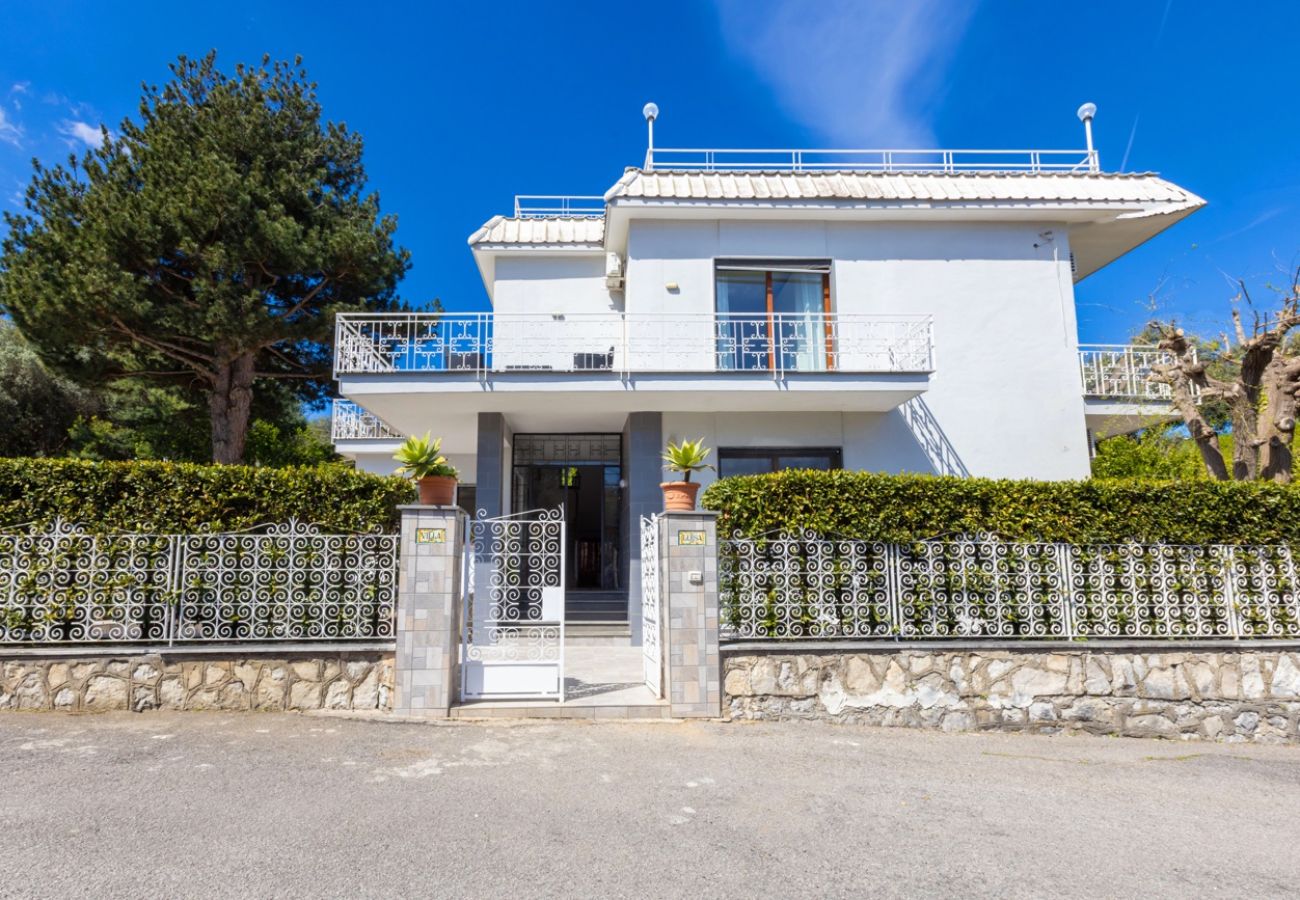 Villa en Sorrento - Estate4home - Villa Louise