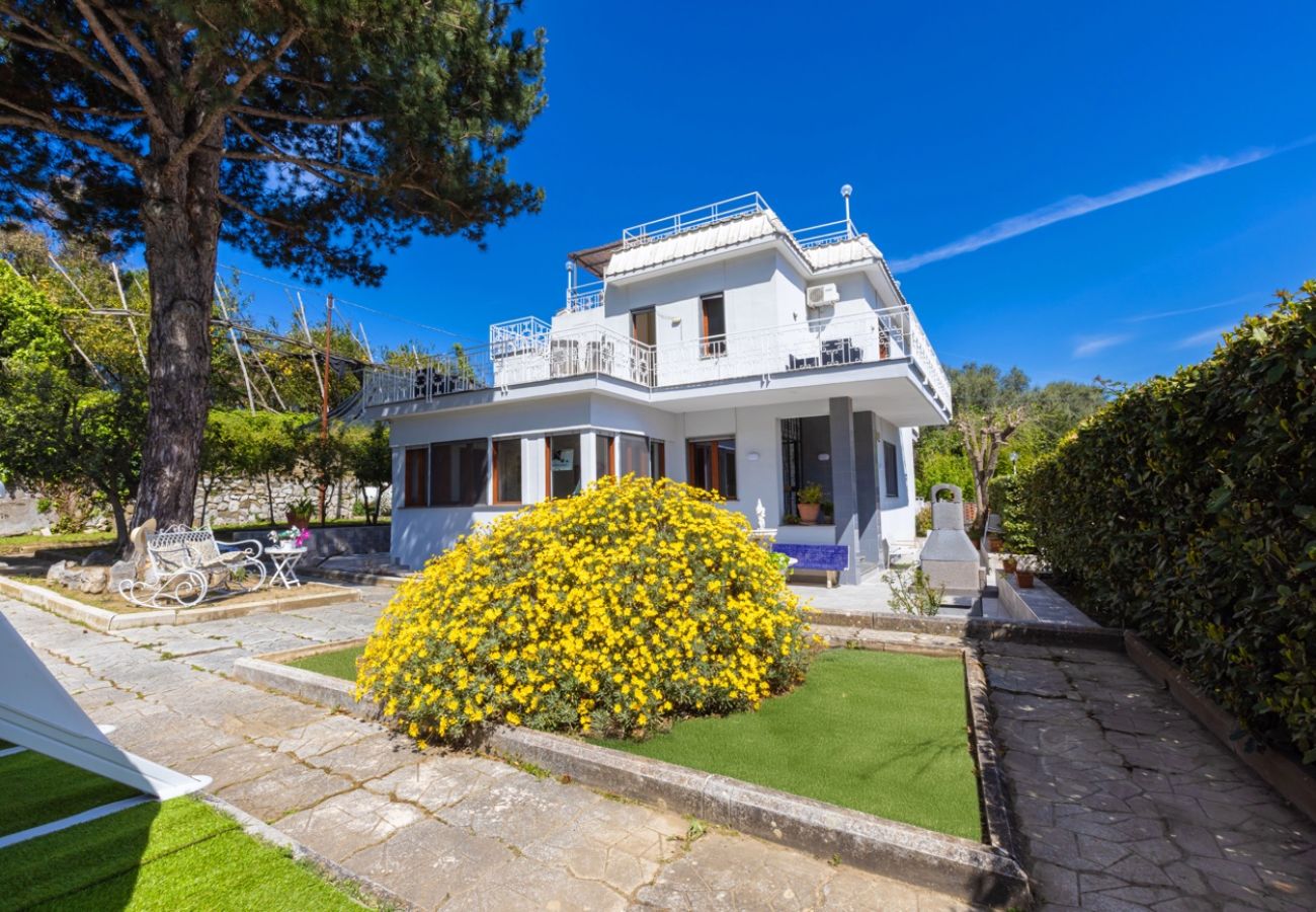 Villa en Sorrento - Estate4home - Villa Louise
