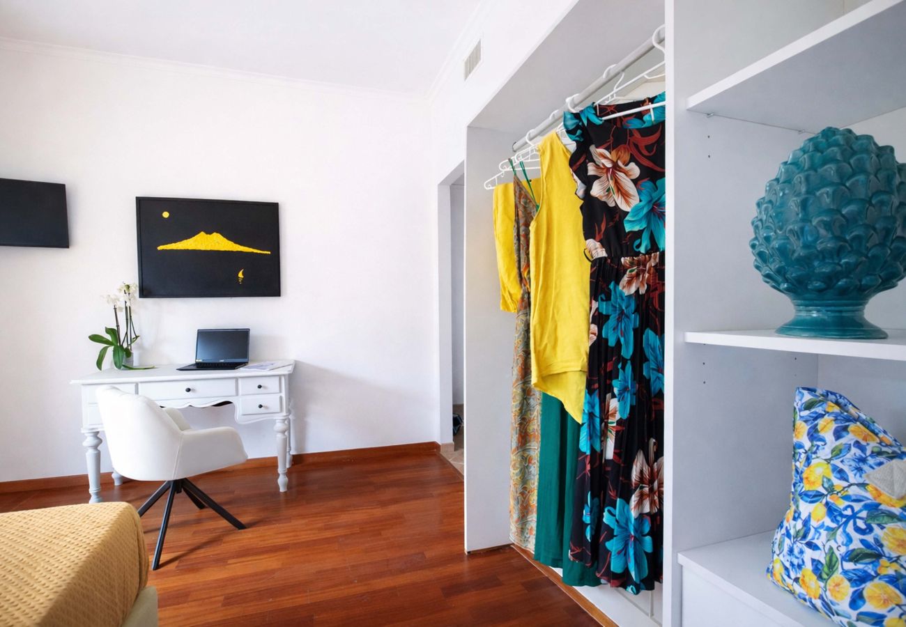 Apartamento en Sorrento - Estate4home - Casa Marelia