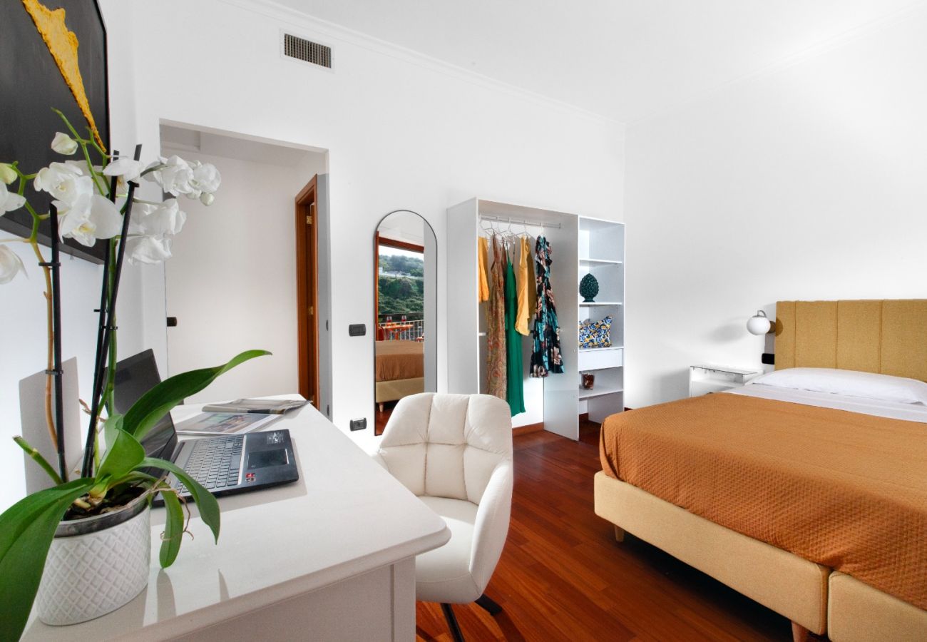 Appartement à Sorrento - Estate4home - Casa Marelia