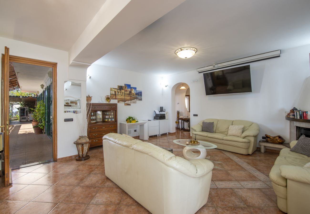 Villa a Pogerola - Villa Gioiello