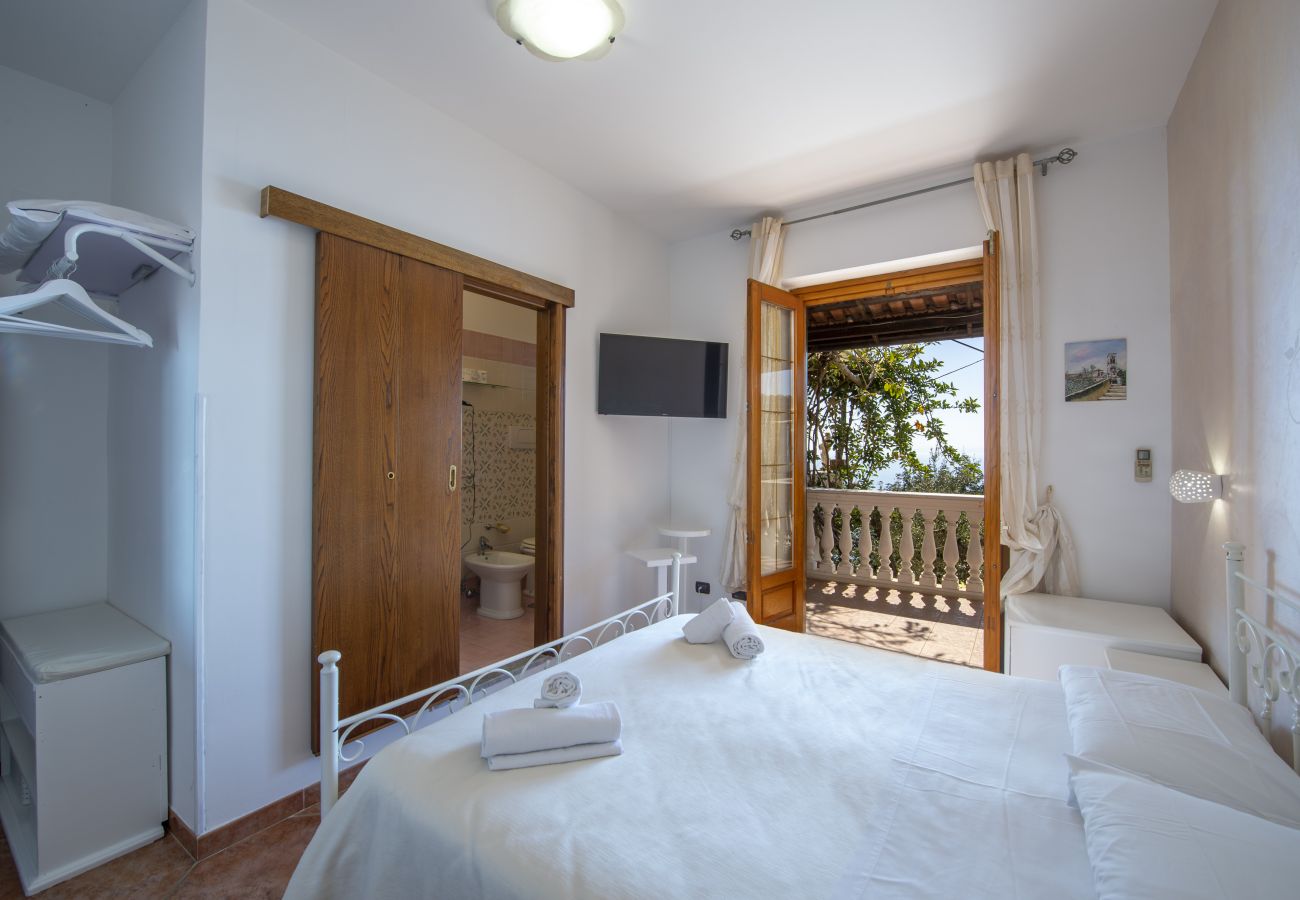 Villa a Pogerola - Villa Gioiello