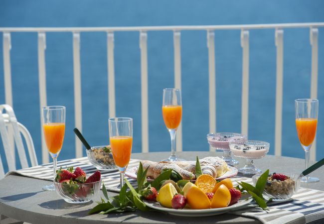 Appartamento a Conca dei Marini - Casa Giovannina Appartamento a Conca dei Marini - Casa Giovannina