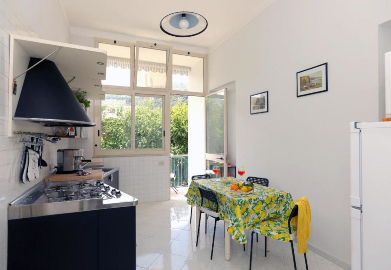 Appartamento a Sorrento - Estate4home- Casa Chiarina