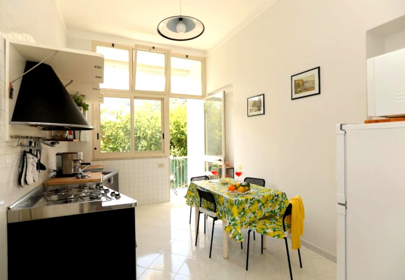 Appartamento a Sorrento - Estate4home - Casa Chiarina