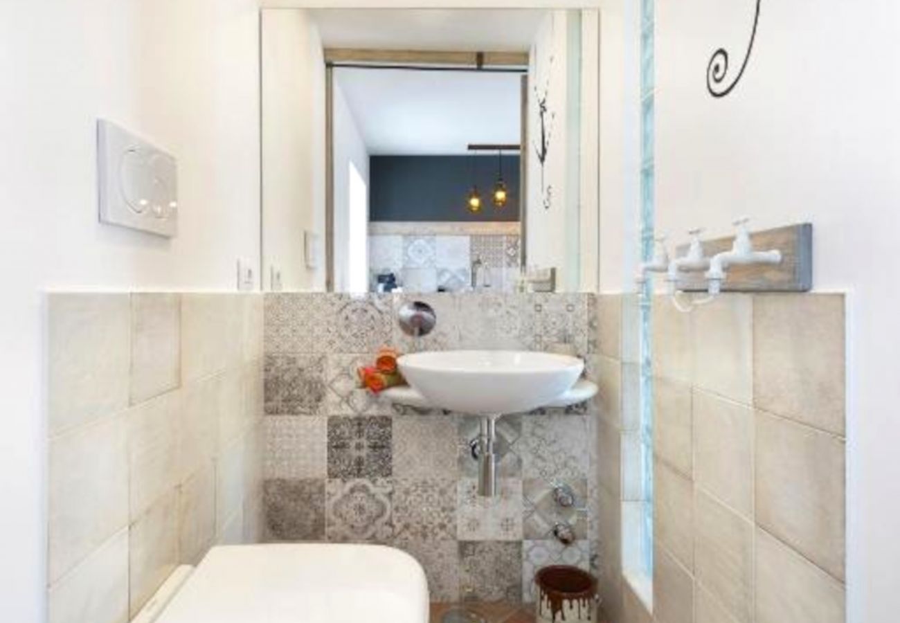 Appartamento a Meta - Estate4home - Karme House