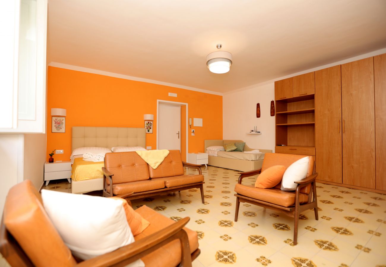 Appartamento a Sant´Agnello - Estate4home- Archa orange