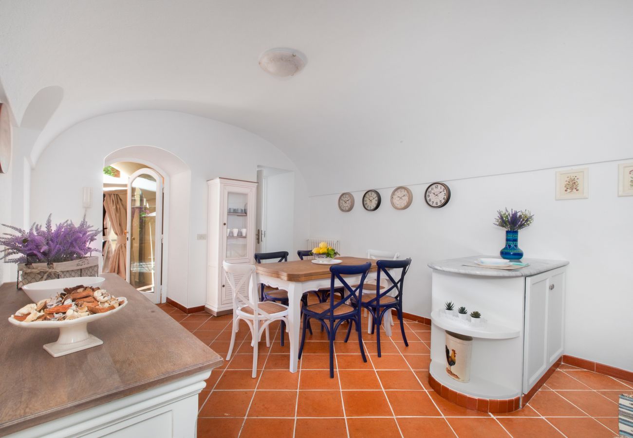 Villetta a Massa Lubrense - Estate4home - Villa Arbace