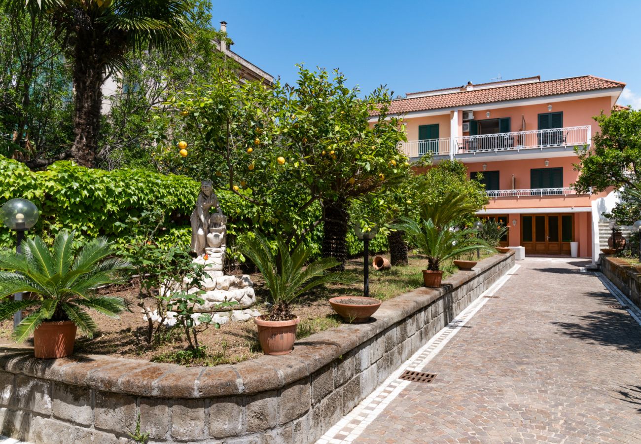 Affitto per camere a Piano di Sorrento - Villa Francesca Orchidea