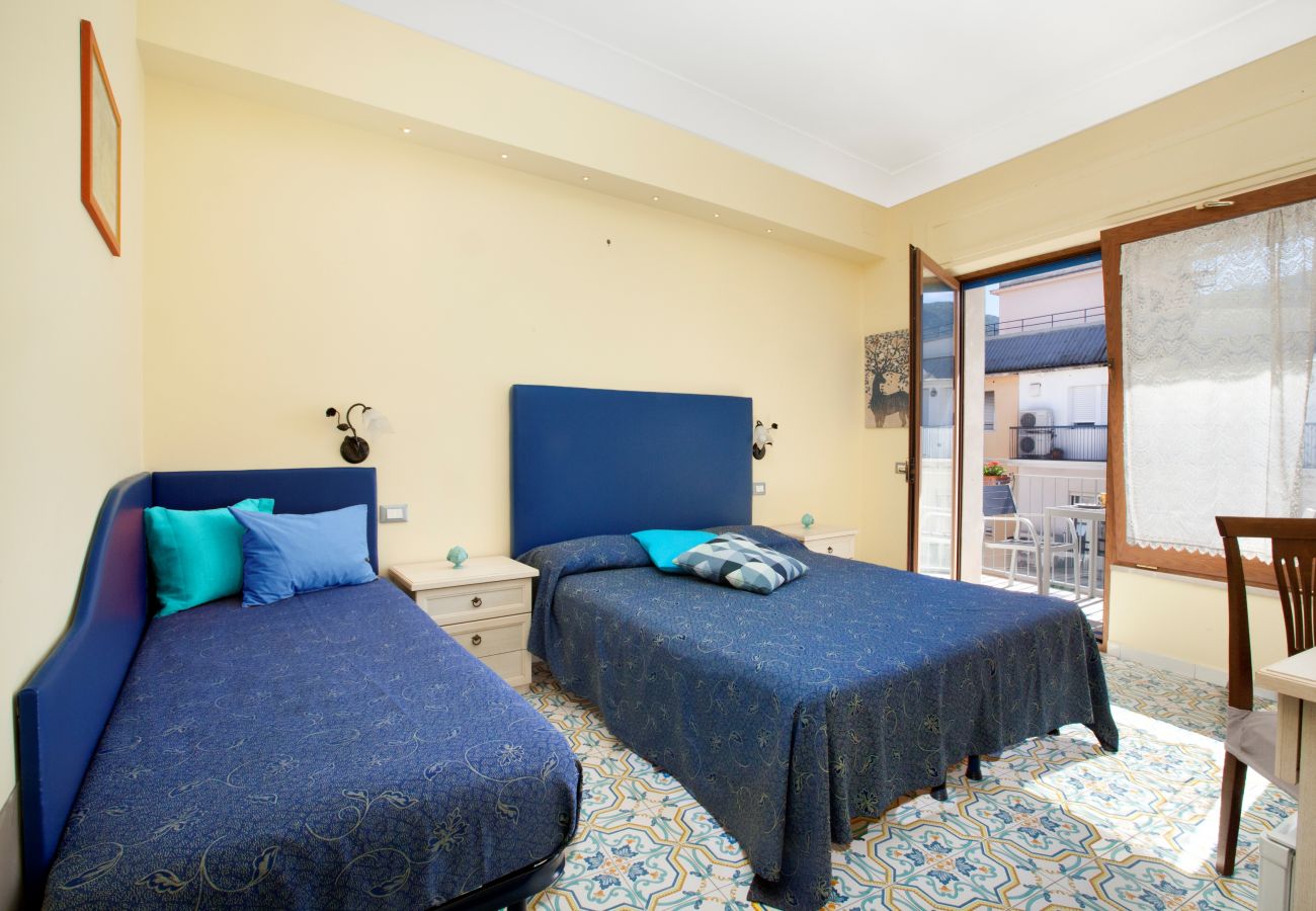 Casa a Sorrento - Estate4home - Clio