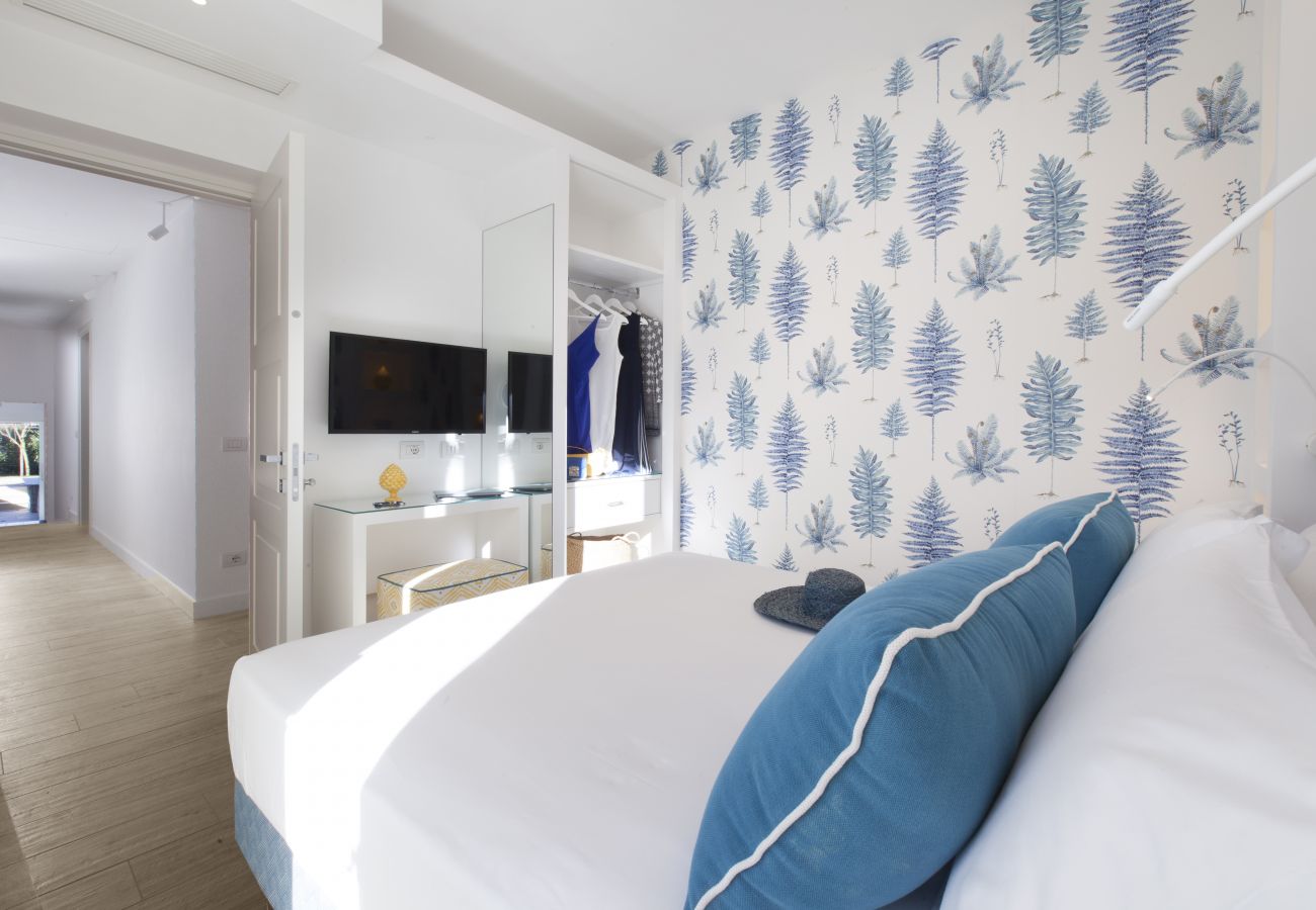 Villa a Sant´Agata sui Due Golfi - Resort Ravenna - La Villa