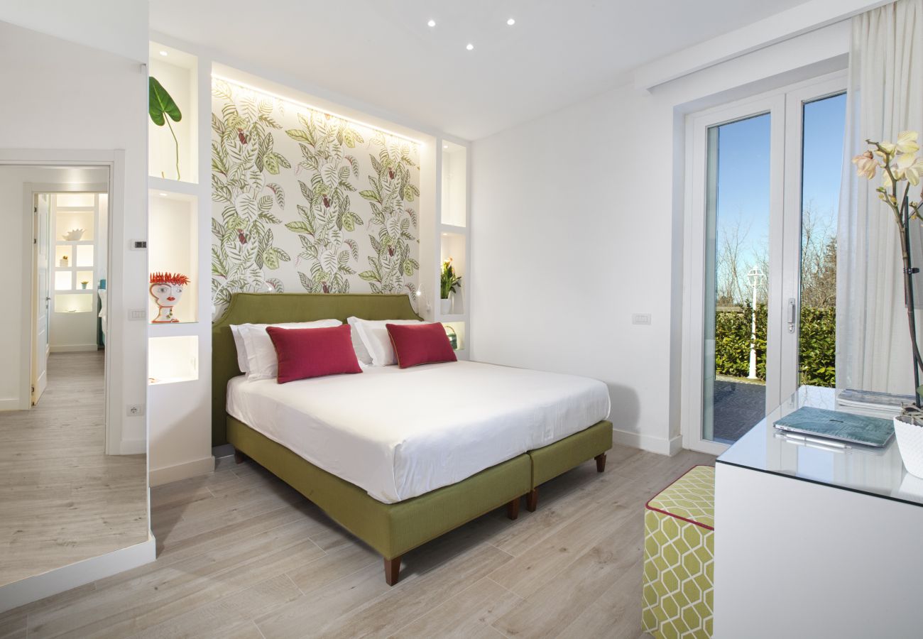 Villa a Sant´Agata sui Due Golfi - Resort Ravenna - La Villa