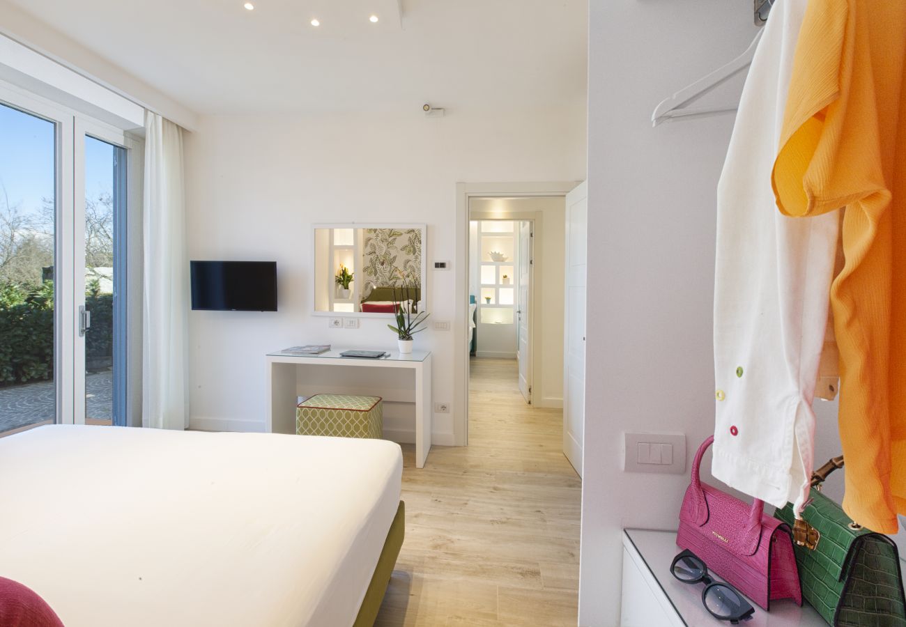 Villa a Sant´Agata sui Due Golfi - Resort Ravenna - La Villa