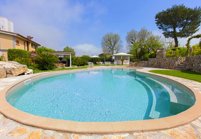 Affitto per camere a Sant´Agata sui Due Golfi - Resort Ravenna- Suite Regina Affitto per camere a Sant´Agata sui Due Golfi - Resort Ravenna- Suite Regina