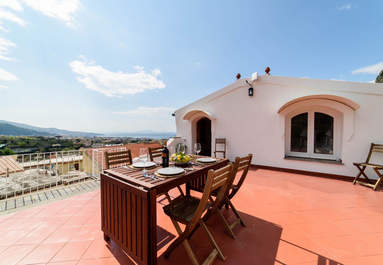 Appartamento a Meta - Estate4home- The View