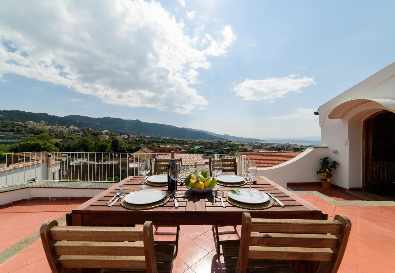 Appartamento a Meta - Estate4home- The View
