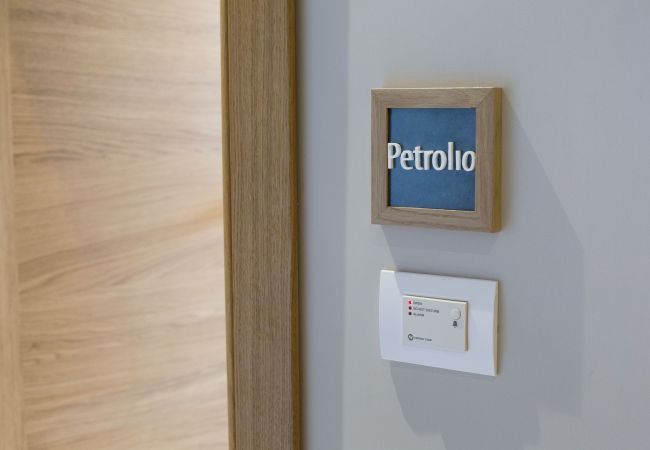 Affitto per camere a Sorrento - Suites 21  Petrolio Affitto per camere a Sorrento - Suites 21  Petrolio