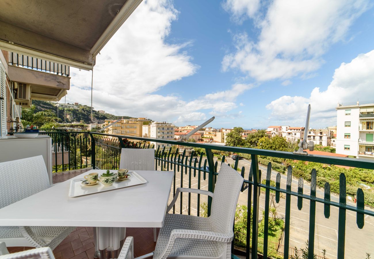 Appartamento a Sorrento - Estate4home- Casa Bella