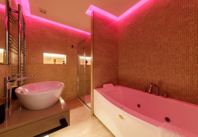 Affitto per camere a Piano di Sorrento - NicholHouse - Pink Flamingo Affitto per camere a Piano di Sorrento - NicholHouse - Pink Flamingo