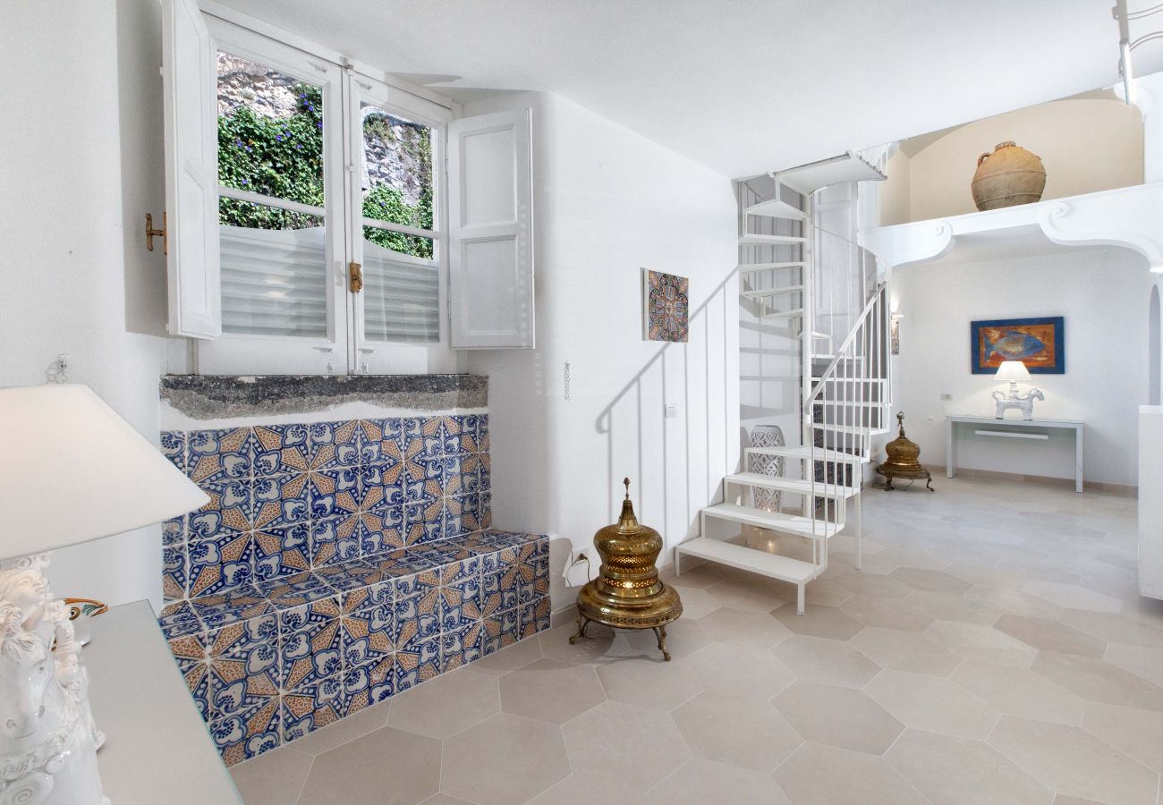 Villa a Positano - Estate4home - Regina Dar