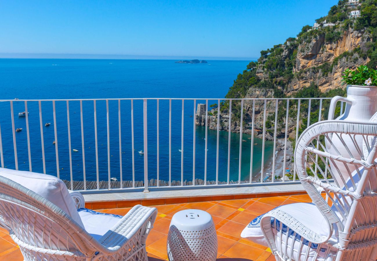 Villa a Positano - Estate4home - Regina Dar