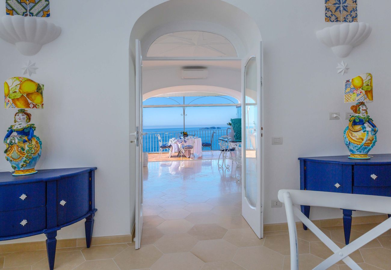 Villa a Positano - Estate4home - Regina Dar