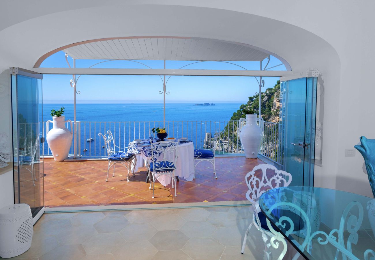 Villa a Positano - Estate4home - Regina Dar