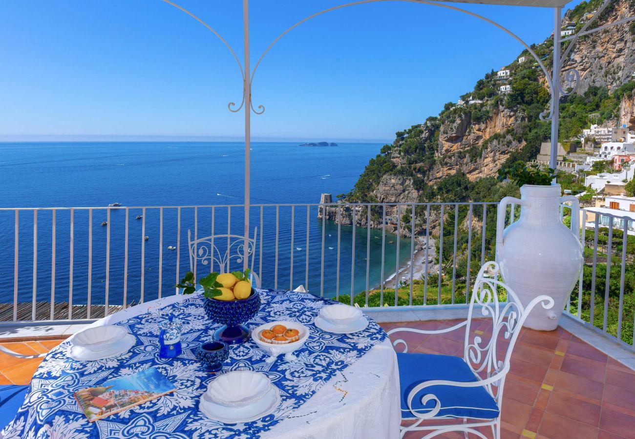 Villa a Positano - Estate4home - Regina Dar