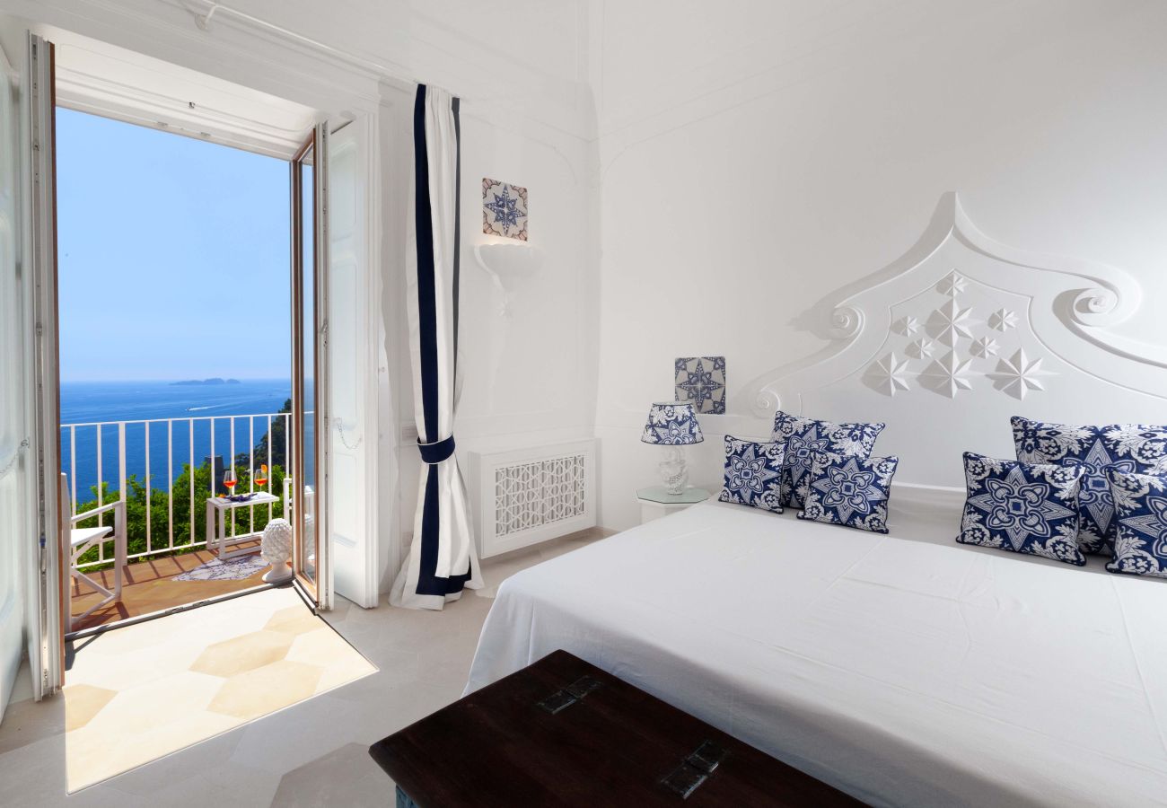 Villa a Positano - Estate4home - Regina Dar