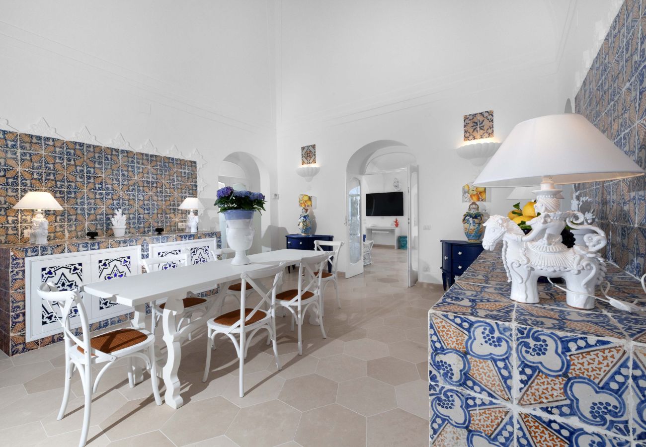 Villa a Positano - Estate4home - Regina Dar
