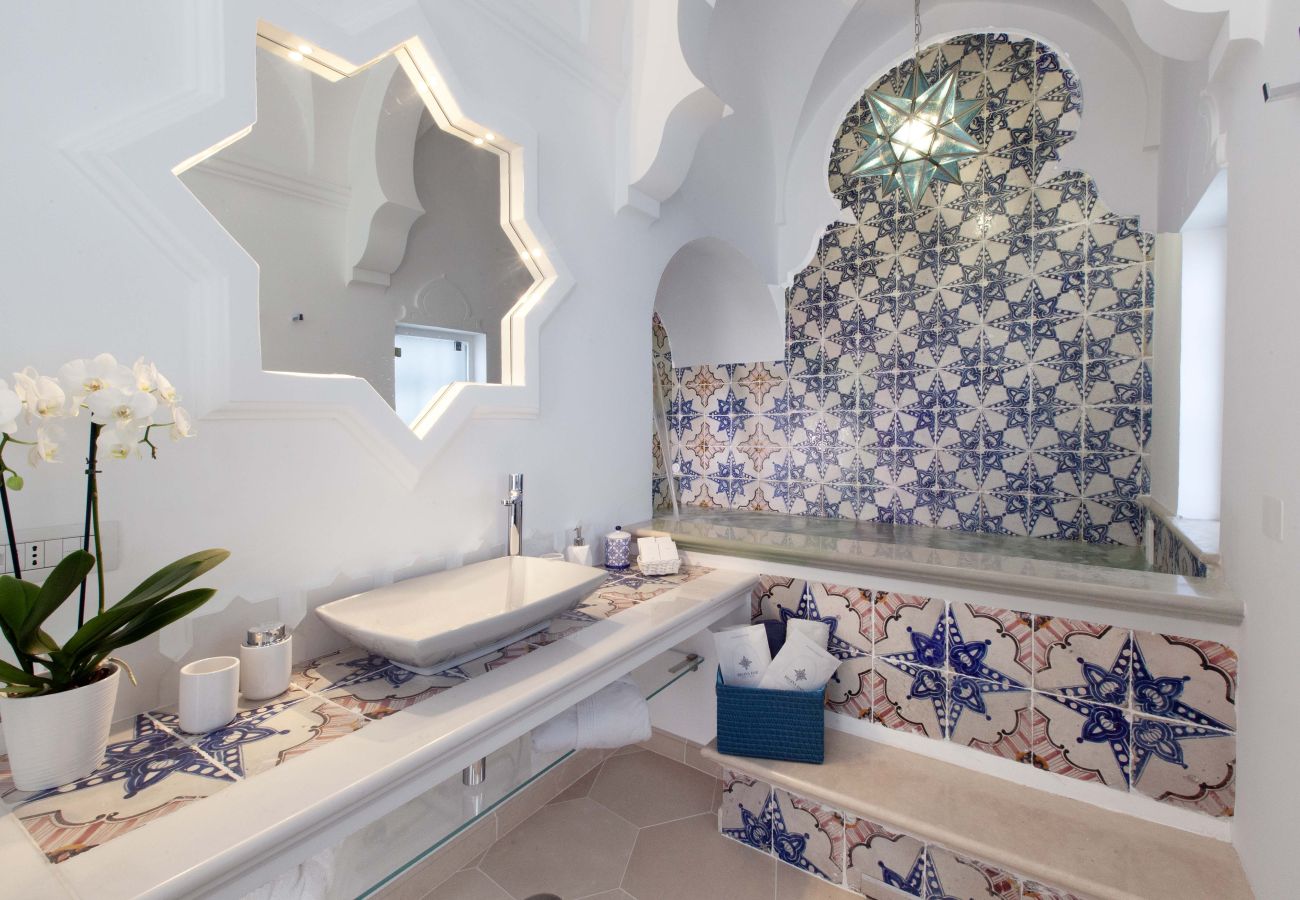 Villa a Positano - Estate4home - Regina Dar