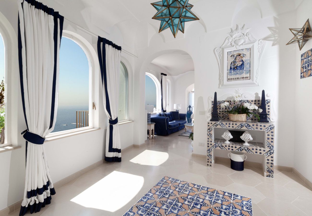 Villa a Positano - Estate4home - Regina Dar