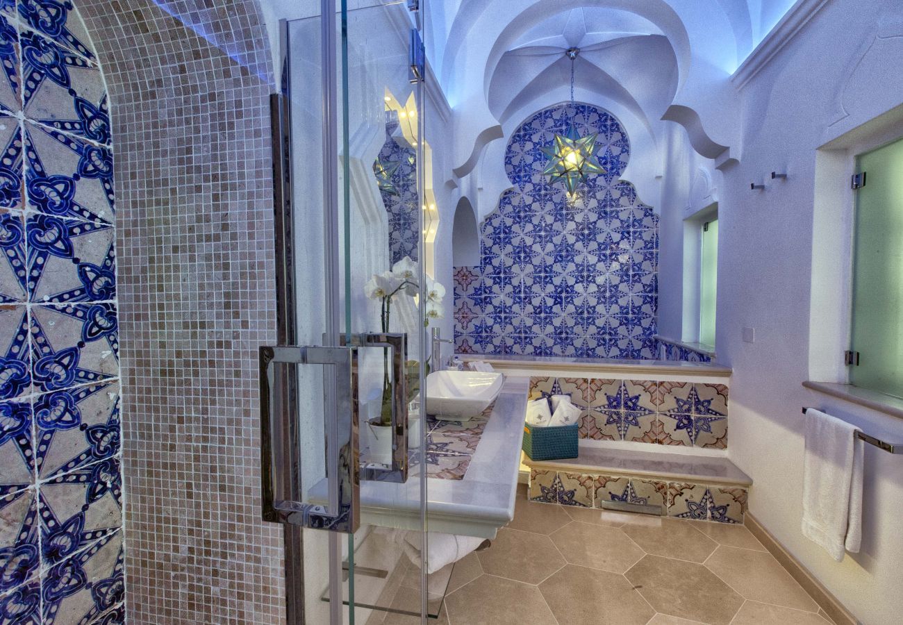 Villa a Positano - Estate4home - Regina Dar