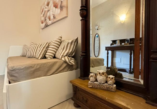 Affitto per camere a Meta - B&B Over the world Affitto per camere a Meta - B&B Over the world