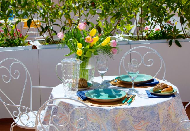 Affitto per camere a Scala - De Pando - San Pietro Affitto per camere a Scala - De Pando - San Pietro