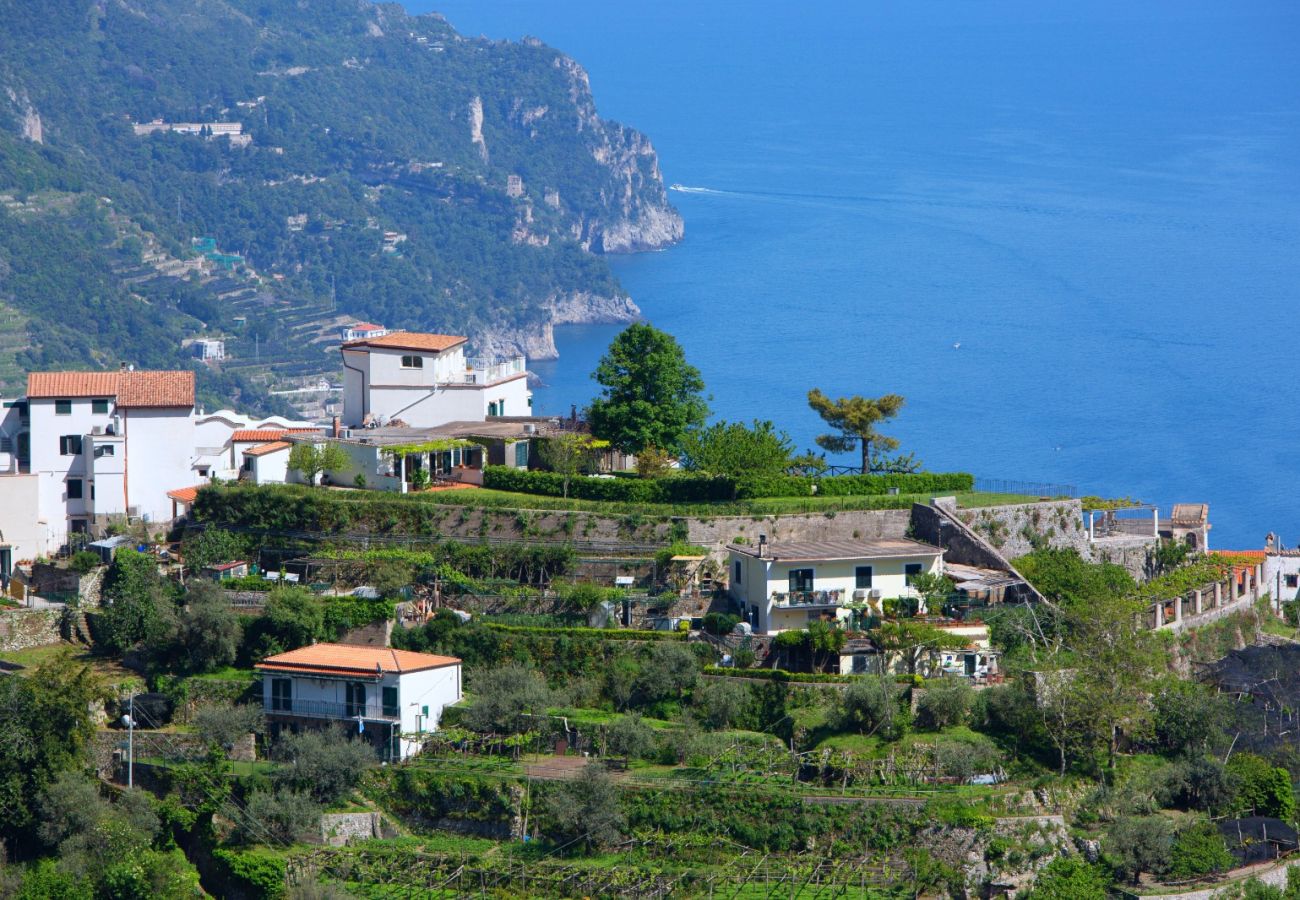 Affitto per camere a Scala - De Pando Panoramic Suites 1086 -San Pietro