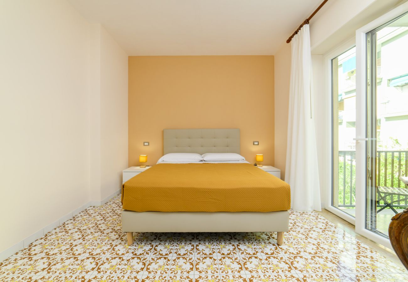 Appartamento a Sorrento - Estate4home - Casa Anna 1944