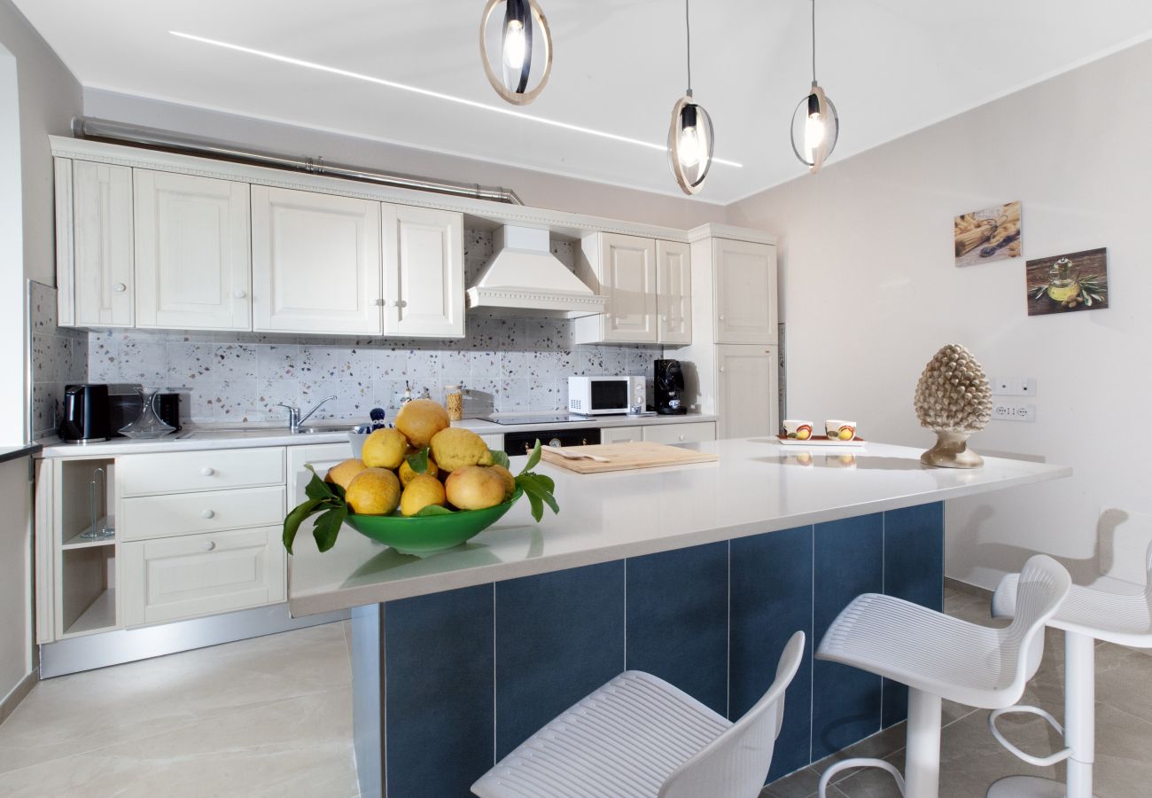 Villa a Massa Lubrense - Villa Elios