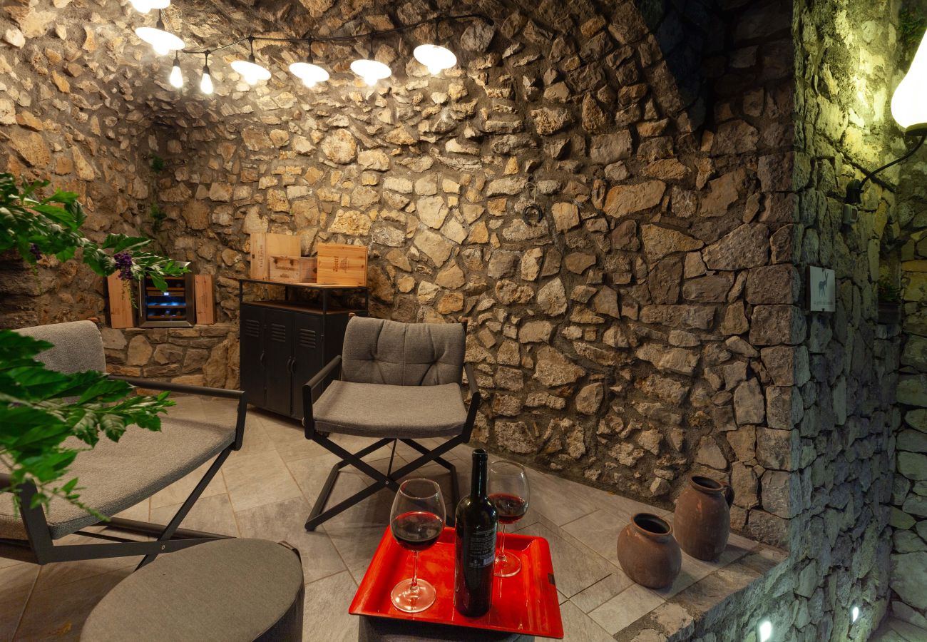 Villa a Seiano - Estate4Home - Villa La Ciucciarella
