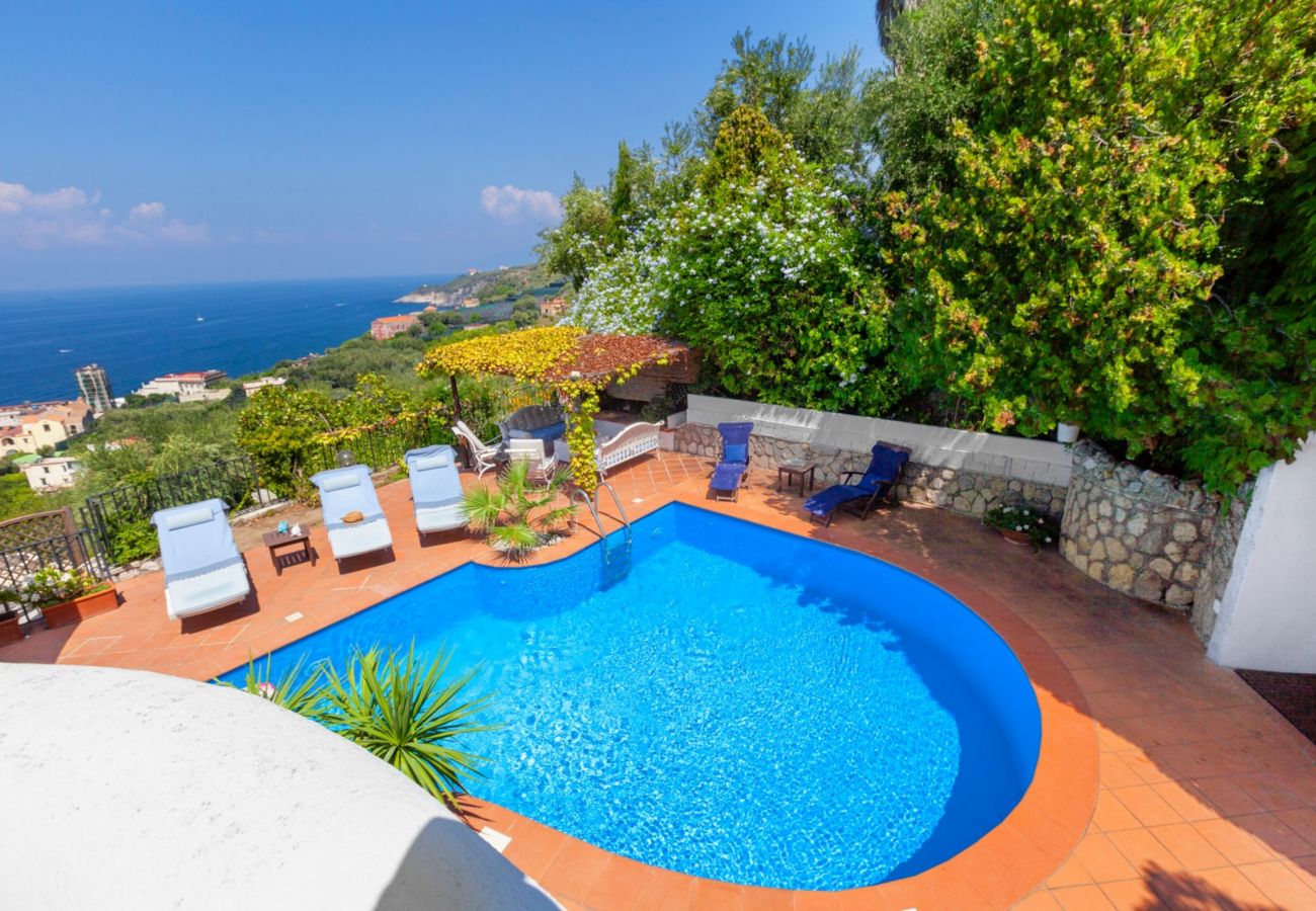 Villa in Massa Lubrense - Estate4home - Villamia