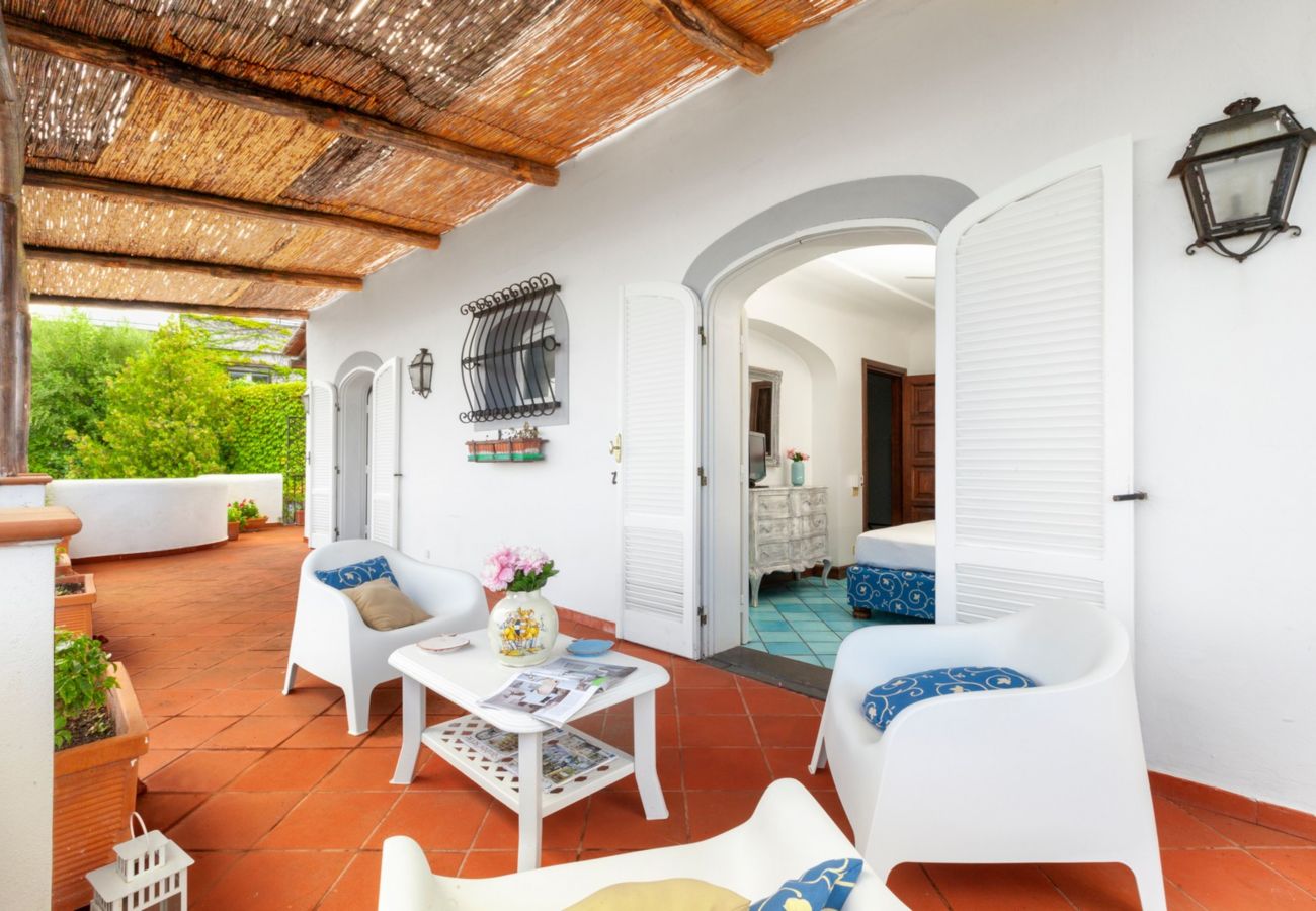 Villa in Massa Lubrense - Estate4home - Villamia