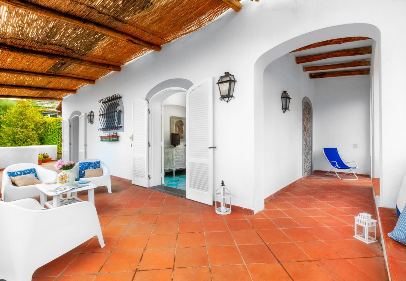 Villa in Massa Lubrense - Estate4home - Villamia
