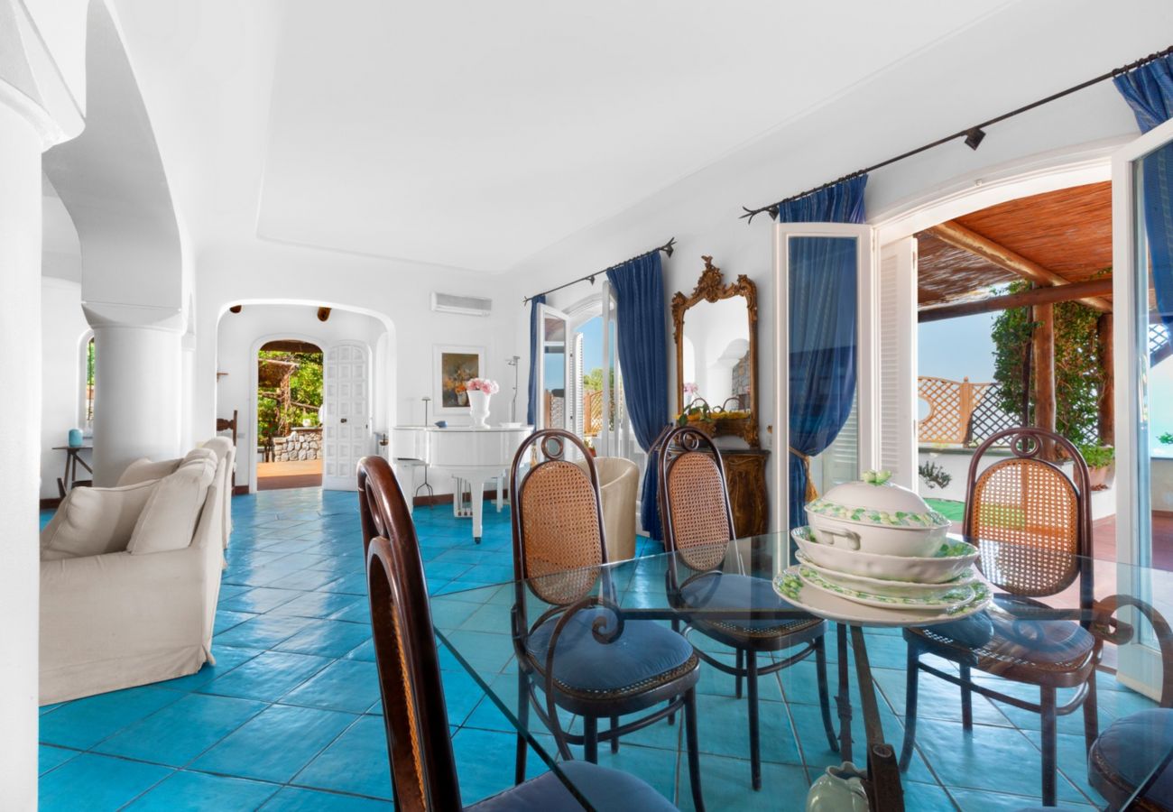 Villa in Massa Lubrense - Estate4home - Villamia