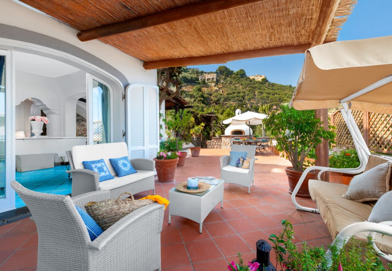 Villa in Massa Lubrense - Estate4home - Villamia