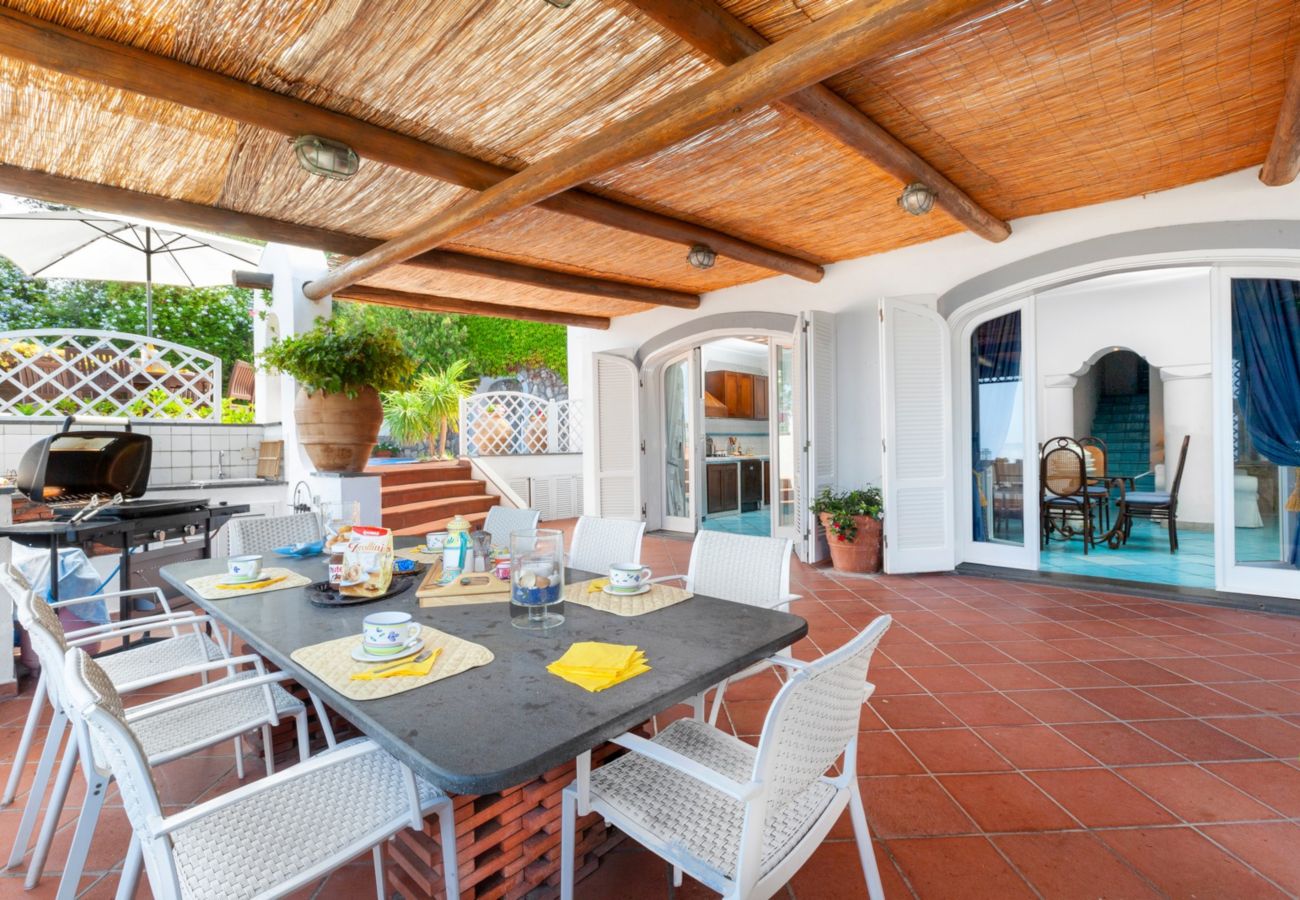 Villa in Massa Lubrense - Estate4home - Villamia