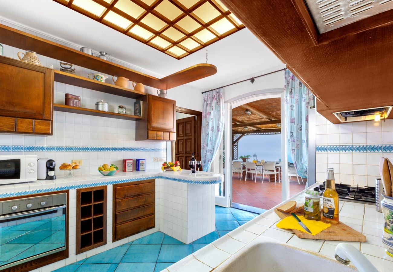 Villa in Massa Lubrense - Estate4home - Villamia